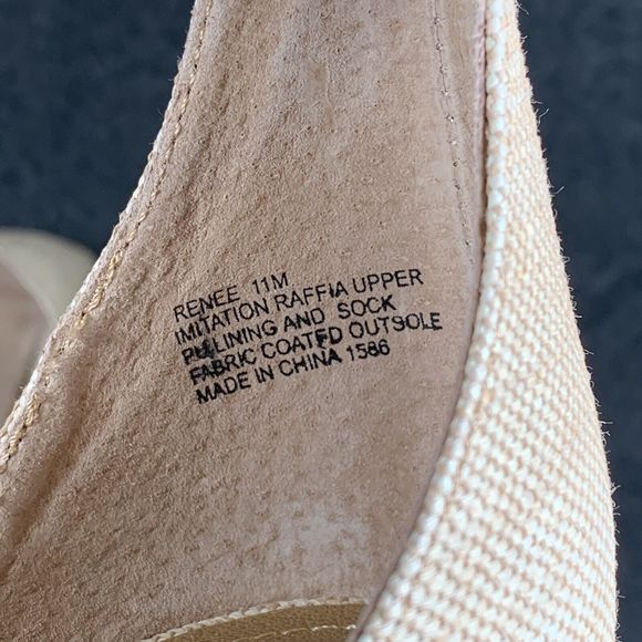 Steve Madden Women's Size 11 Renee Beige Leather Open Toe High Heel Sandals - Picture 7 of 7